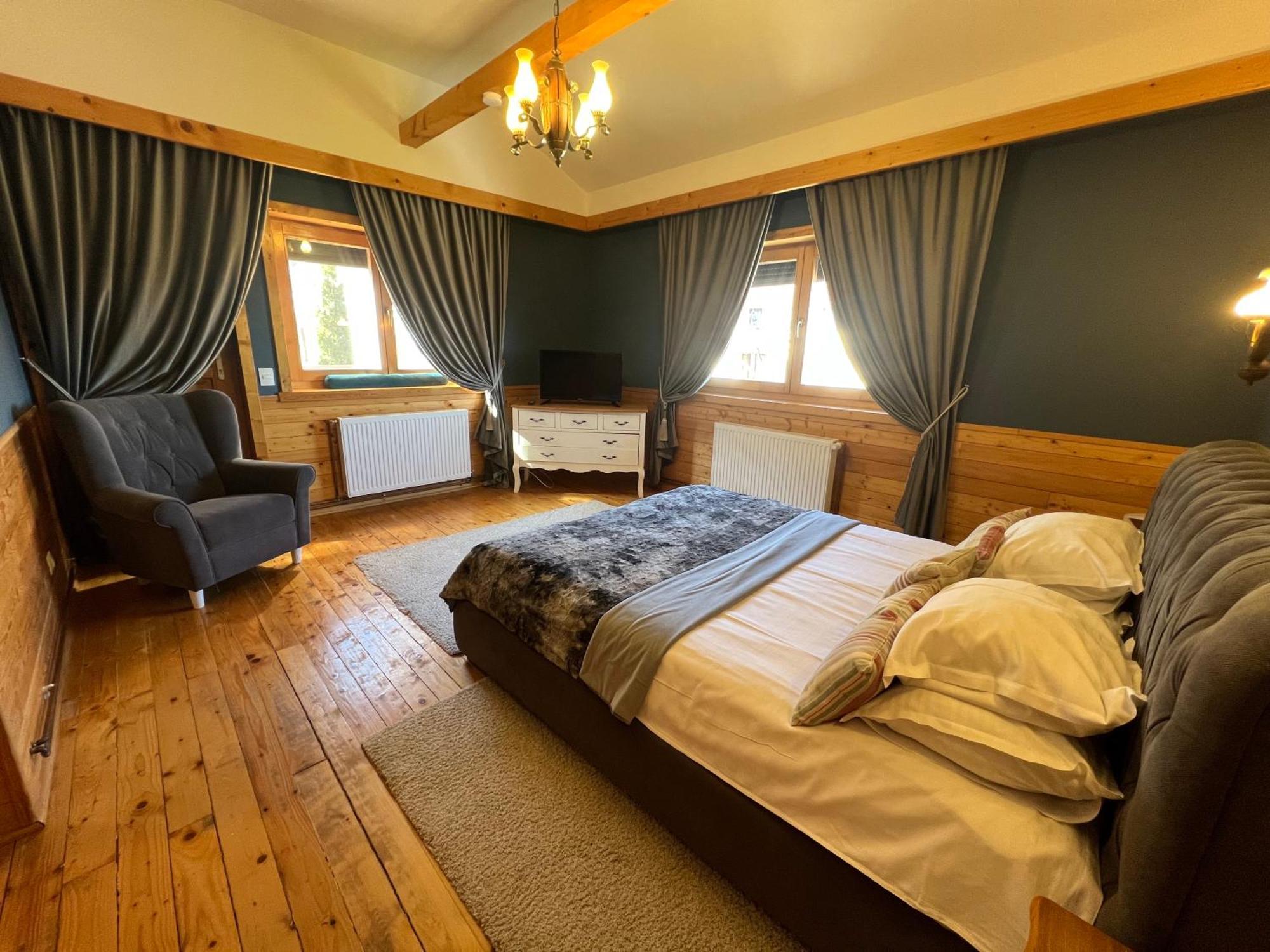 Carpathian Log Home Törcsvár Kültér fotó